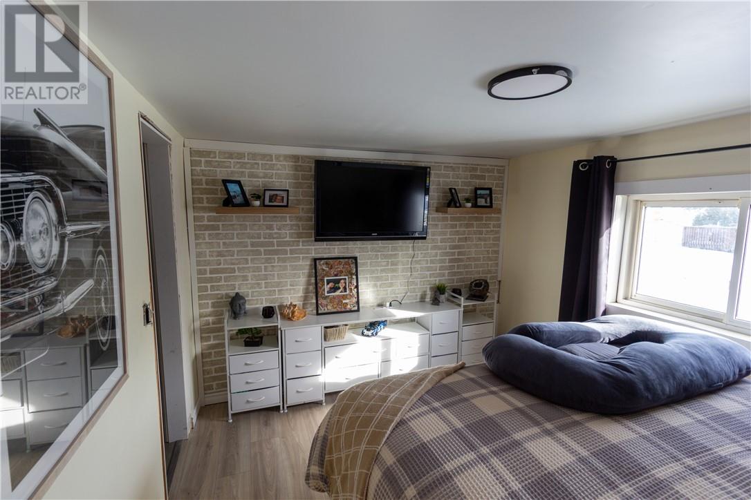 12 Ormsby, Capreol, Ontario  P0M 1H0 - Photo 7 - 2127147