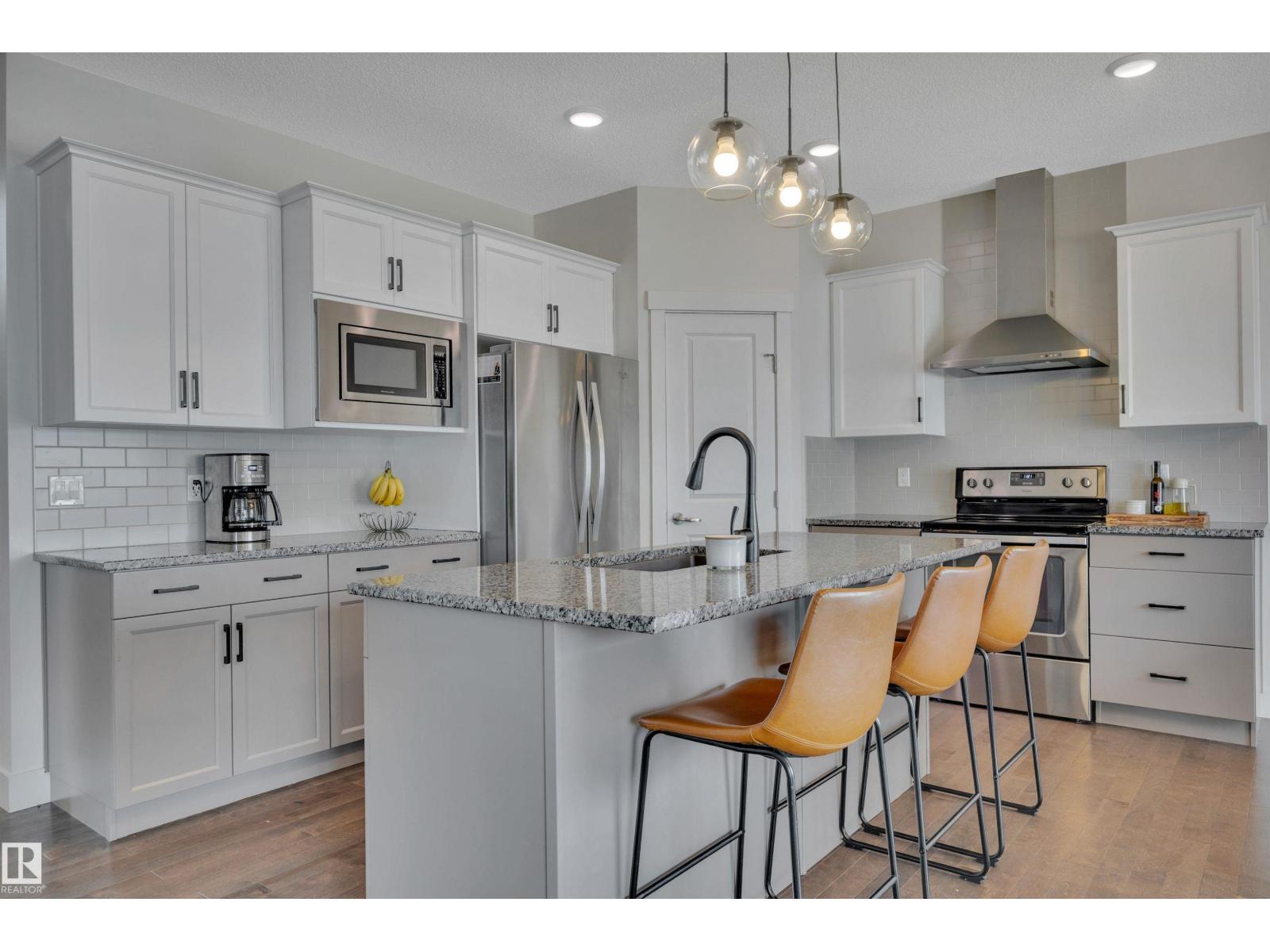 8945 24 Av Sw, Edmonton, Alberta  T6X 2C2 - Photo 4 - E4482294