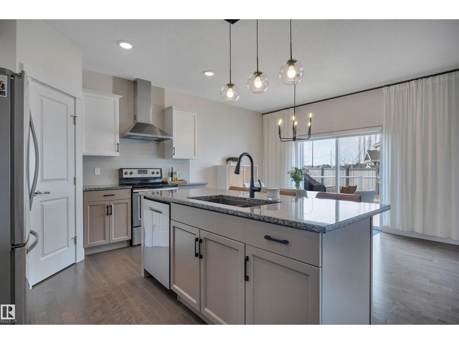 8945 24 Av Sw, Edmonton, Alberta  T6X 2C2 - Photo 9 - E4482294