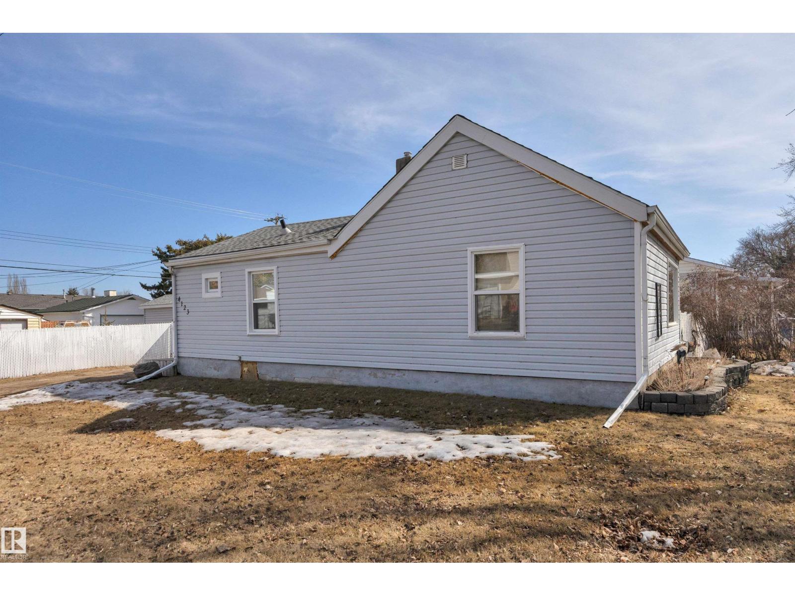 4123 53a St, Wetaskiwin, Alberta  T9A 1S2 - Photo 4 - E4482295