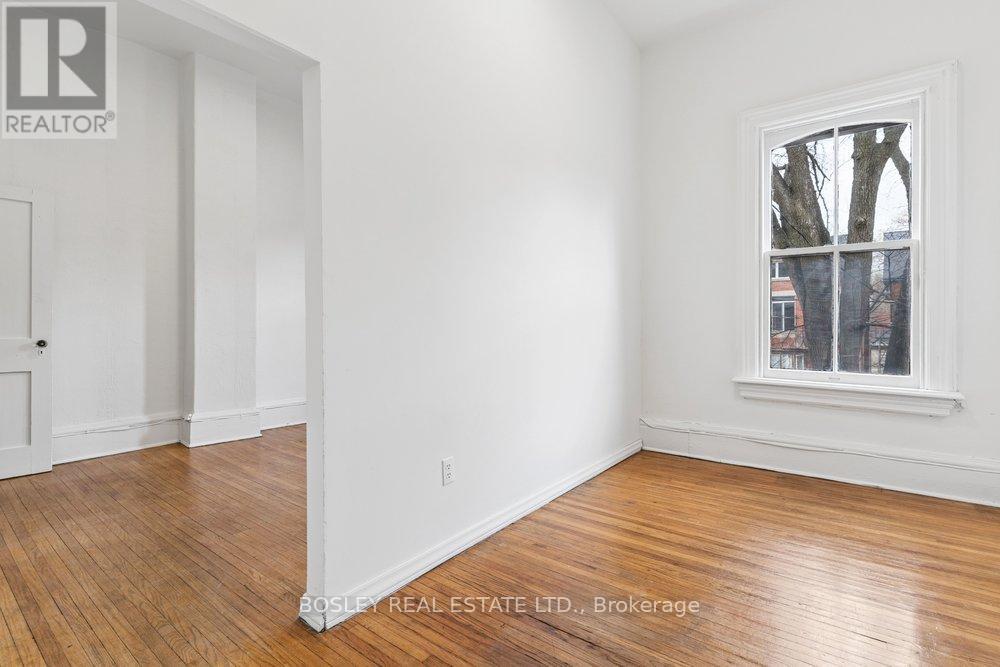 221 Beverley Street, Toronto, Ontario  M5T 1Z4 - Photo 22 - C13000004