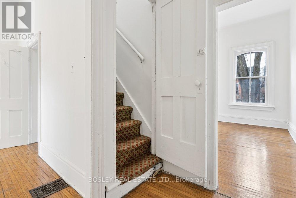 221 Beverley Street, Toronto, Ontario  M5T 1Z4 - Photo 27 - C13000004