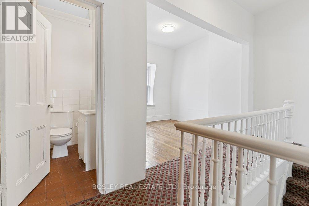 221 Beverley Street, Toronto, Ontario  M5T 1Z4 - Photo 30 - C13000004