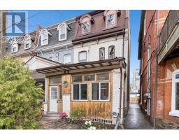 221 BEVERLEY STREET, Toronto, Ontario