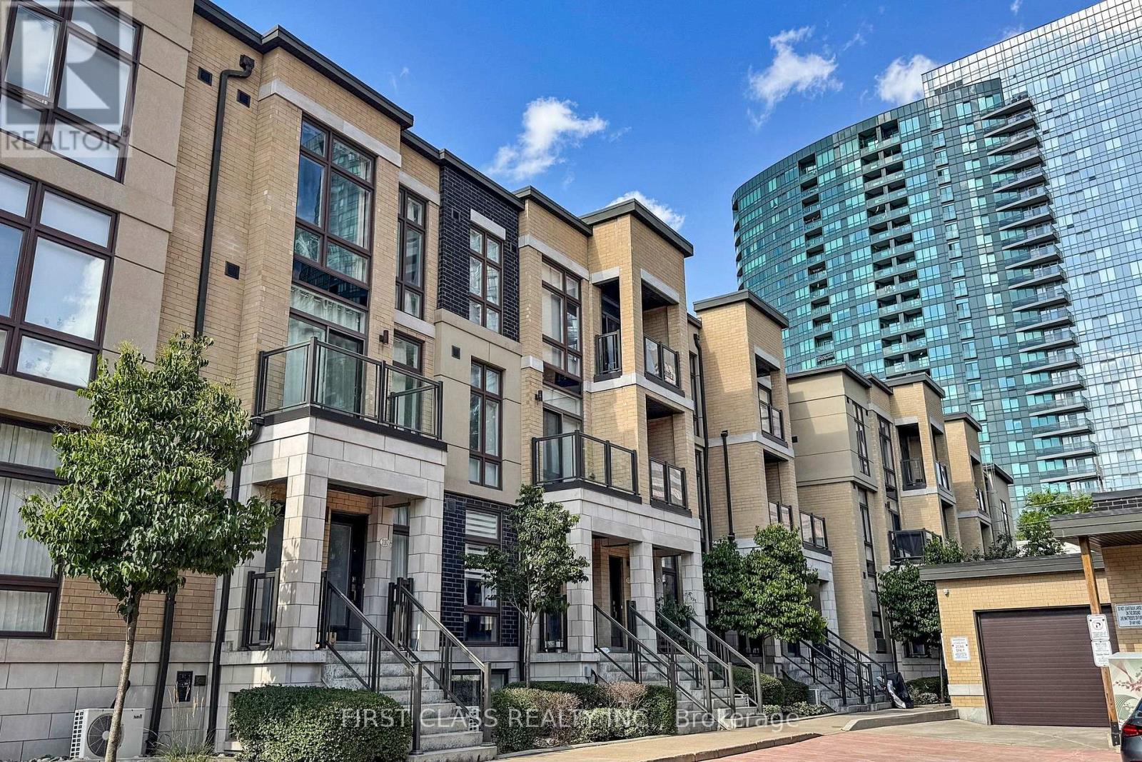 79 - 23 Eldora Avenue, Toronto, Ontario  M2M 1R3 - Photo 2 - C13000060