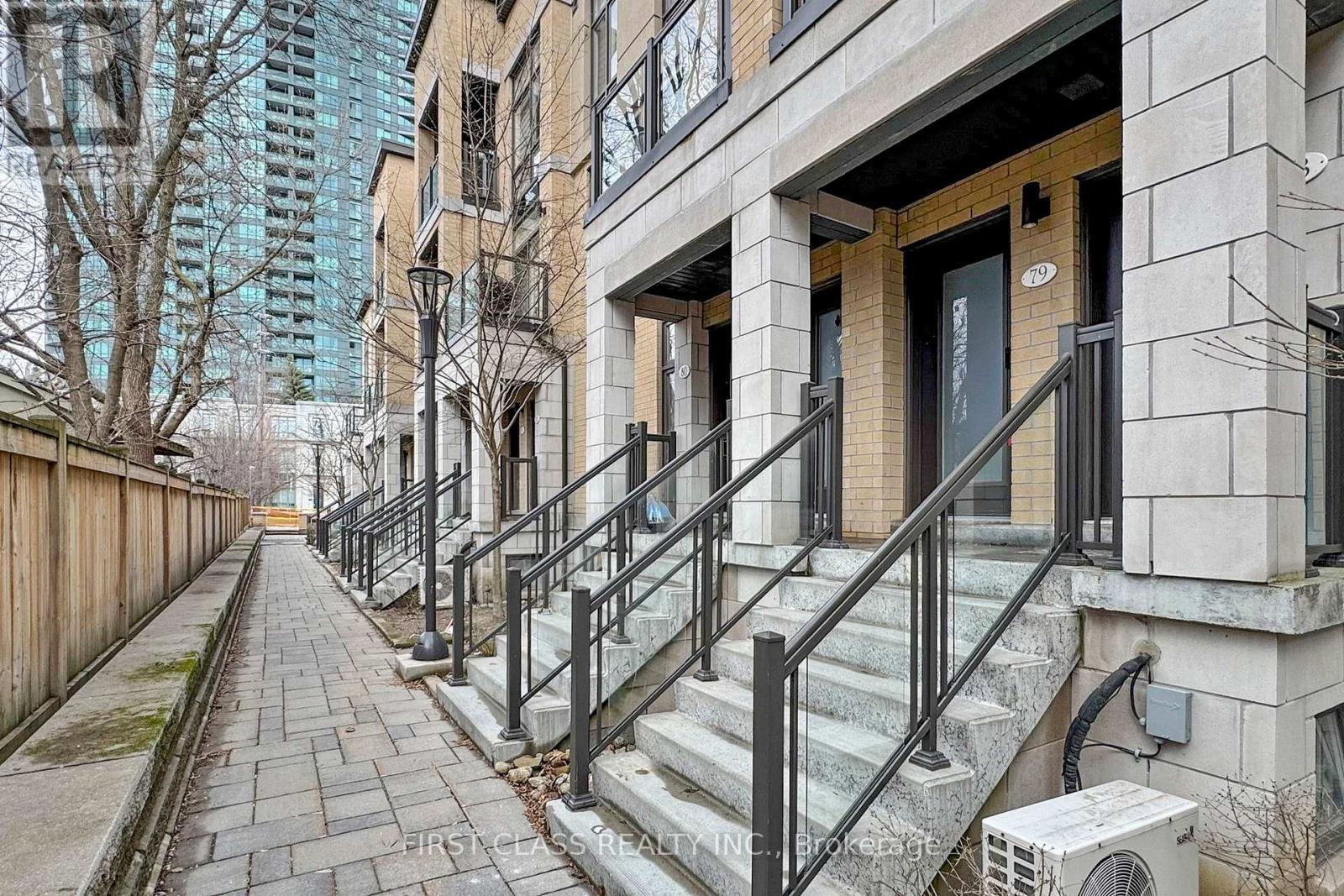 79 - 23 Eldora Avenue, Toronto, Ontario  M2M 1R3 - Photo 9 - C13000060