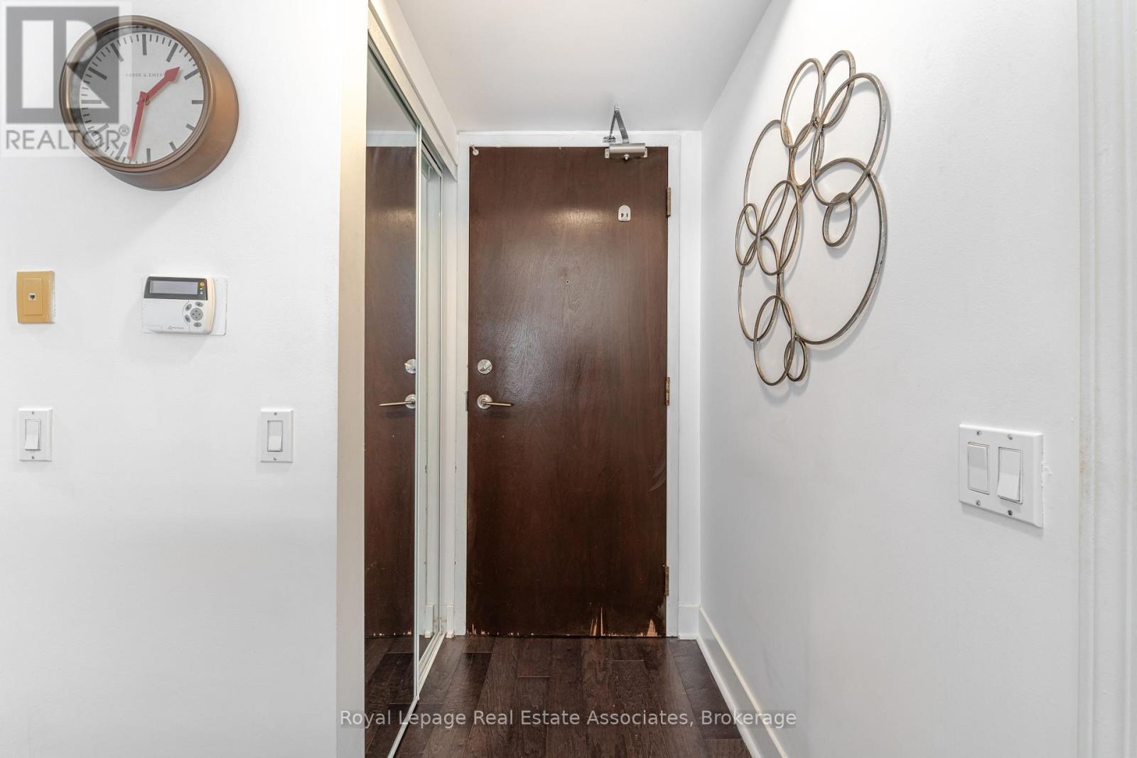 1507 - 388 Bloor Street E, Toronto, Ontario  M4W 3W9 - Photo 5 - C13000096