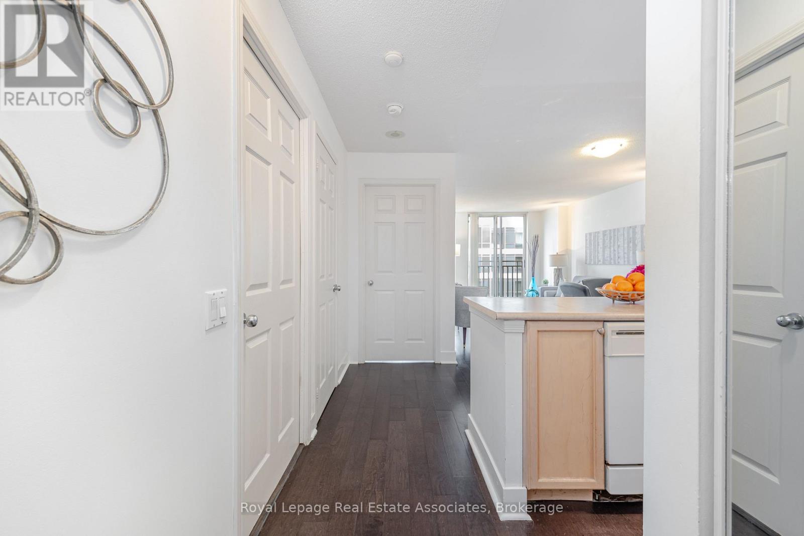 1507 - 388 Bloor Street E, Toronto, Ontario  M4W 3W9 - Photo 6 - C13000096