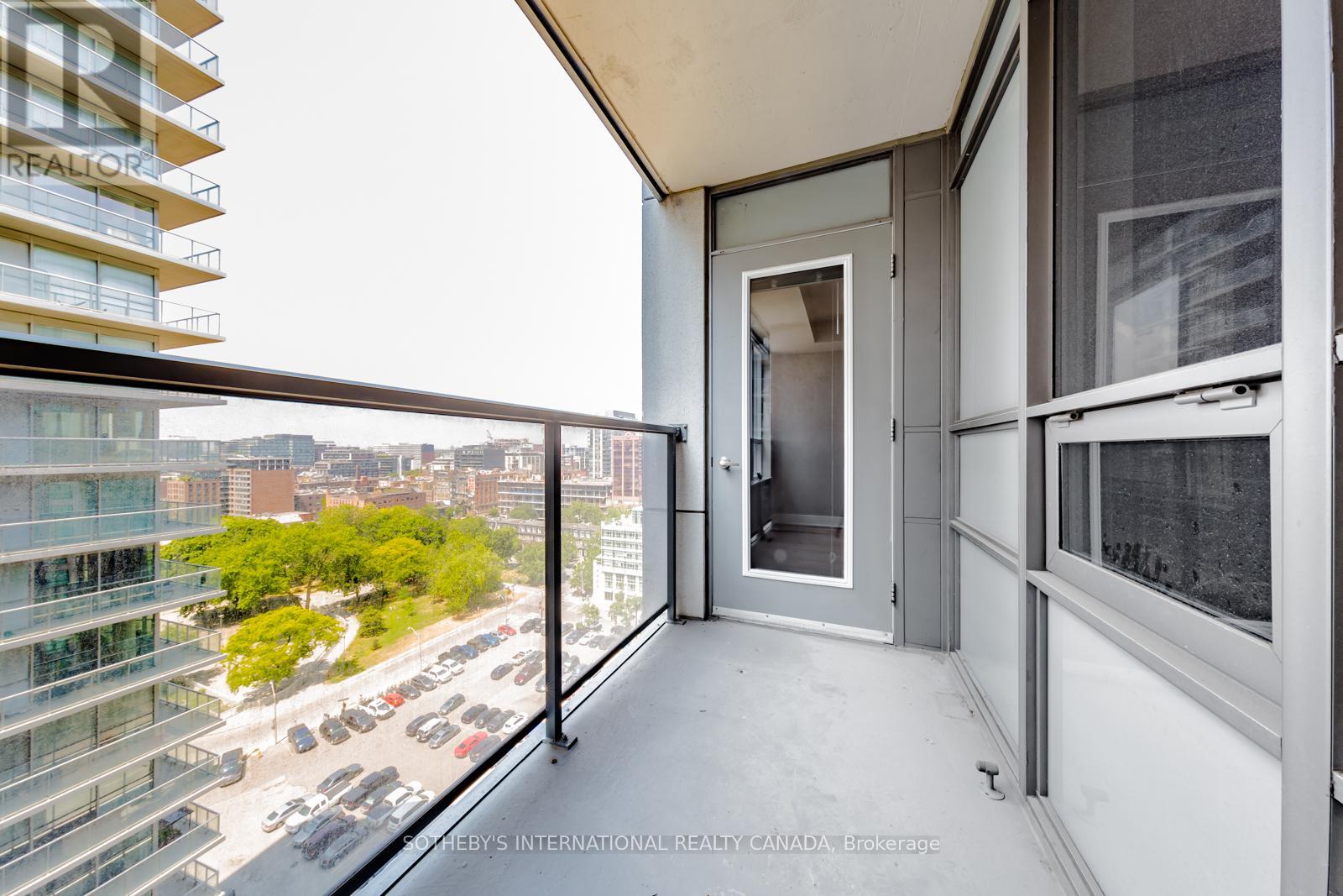 1705 - 20 Blue Jays Way, Toronto, Ontario  M5V 3W6 - Photo 14 - C13000104