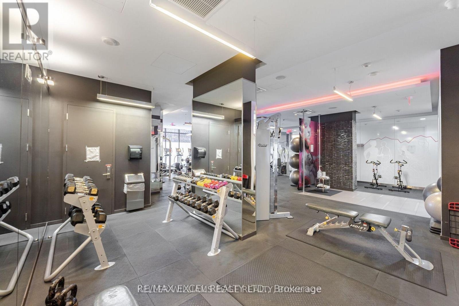 728 - 560 Front Street W, Toronto, Ontario  M5V 1C1 - Photo 17 - C13000134