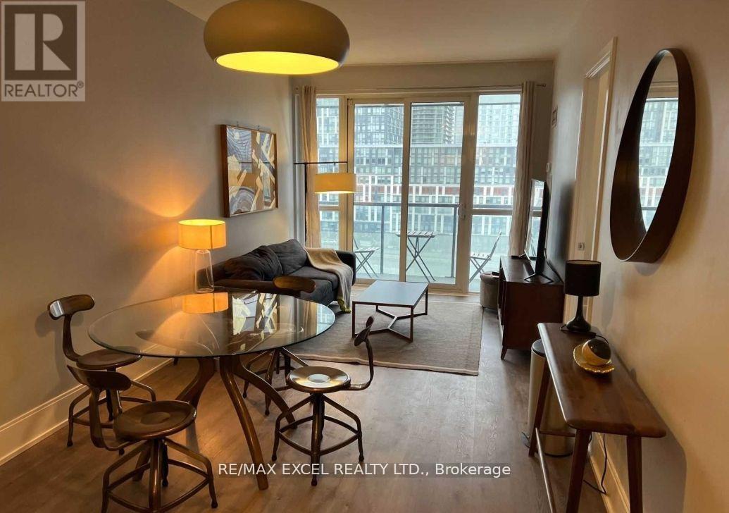 728 - 560 Front Street W, Toronto, Ontario  M5V 1C1 - Photo 2 - C13000134