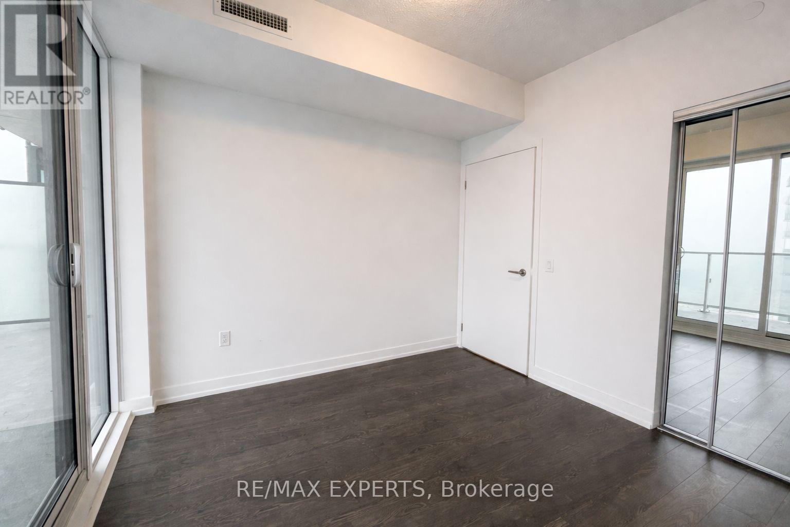 1518 - 20 O'neil Road, Toronto, Ontario  M3C 0R2 - Photo 13 - C13000172