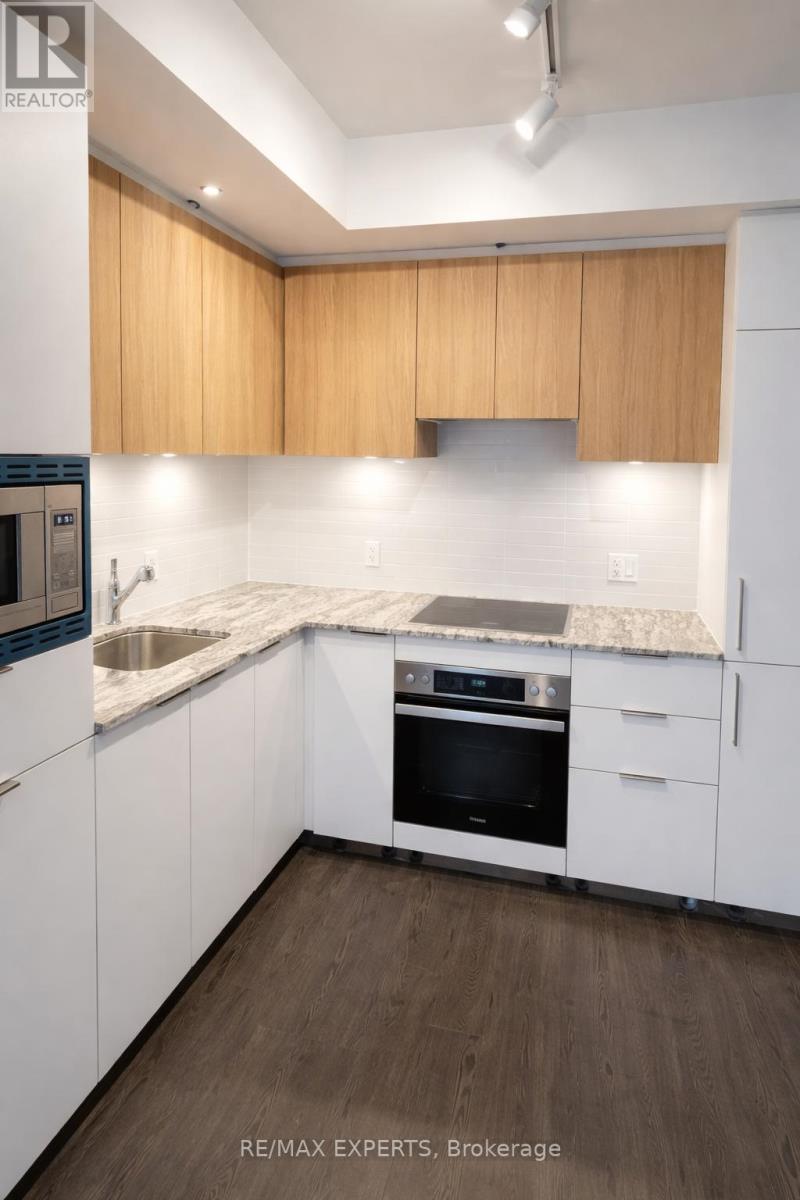 1518 - 20 O'neil Road, Toronto, Ontario  M3C 0R2 - Photo 3 - C13000172