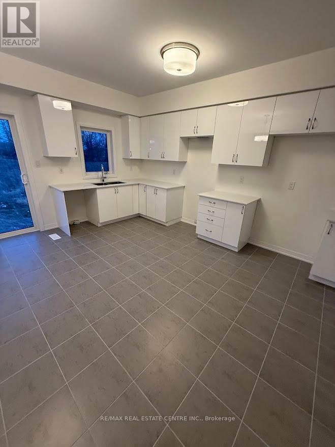 19 - 313 Conklin Rd Road, Brantford, Ontario  N3T 0Y8 - Photo 5 - X12994028