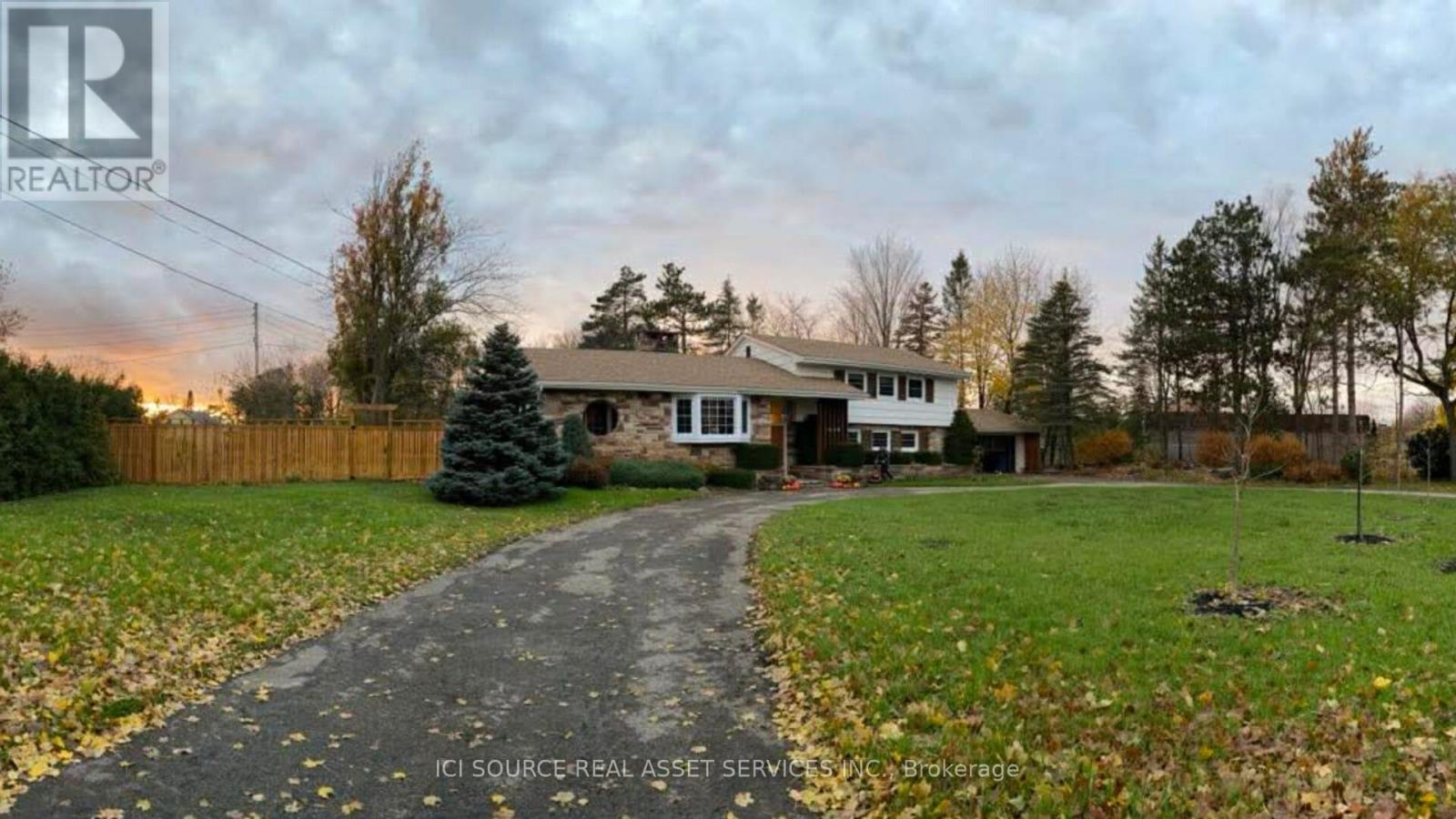 216 Brockville Street, Smiths Falls, Ontario  K7A 3Z4 - Photo 3 - X12847464