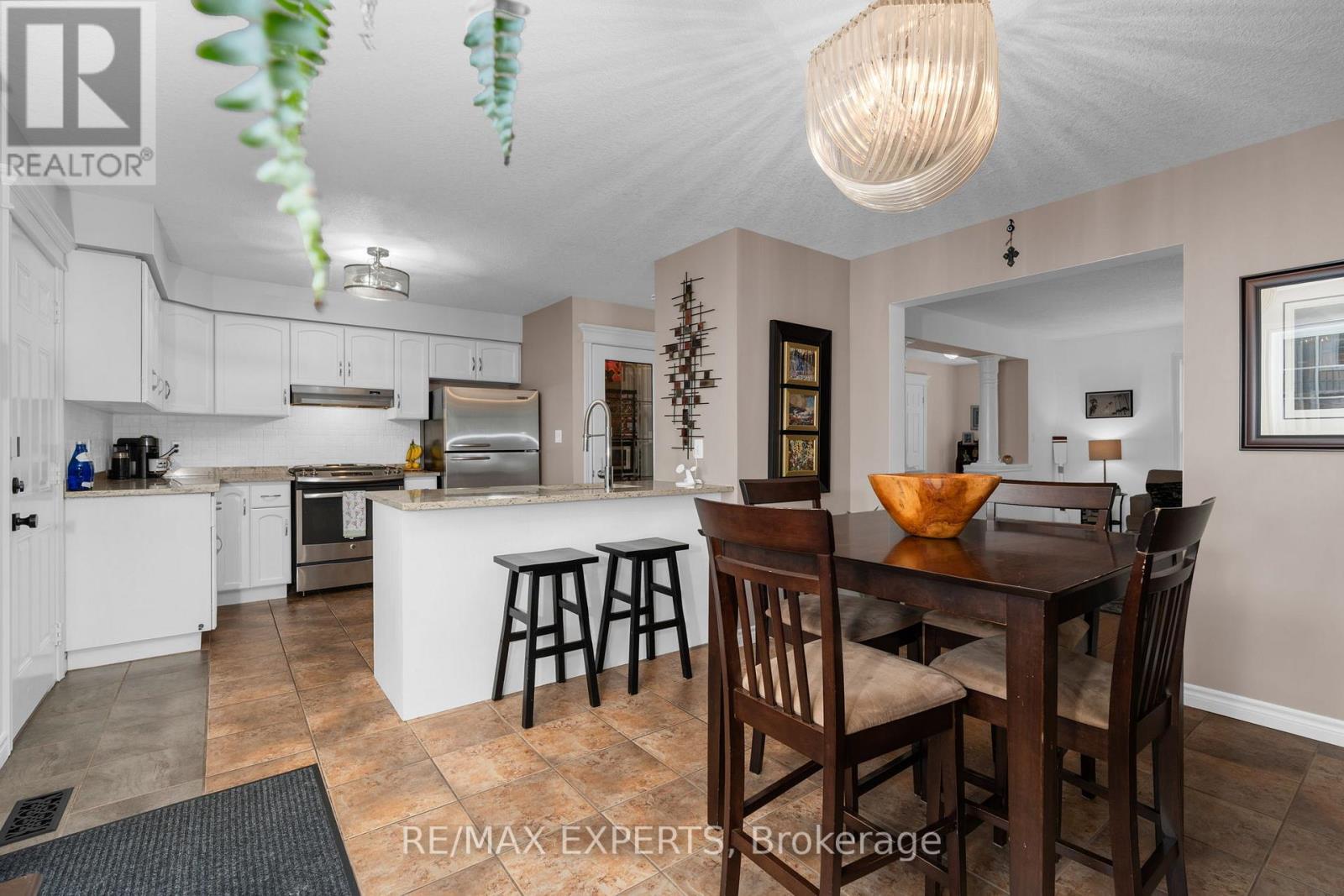 418 Main Street S, Guelph/eramosa, Ontario  N0B 2K0 - Photo 2 - X12481036