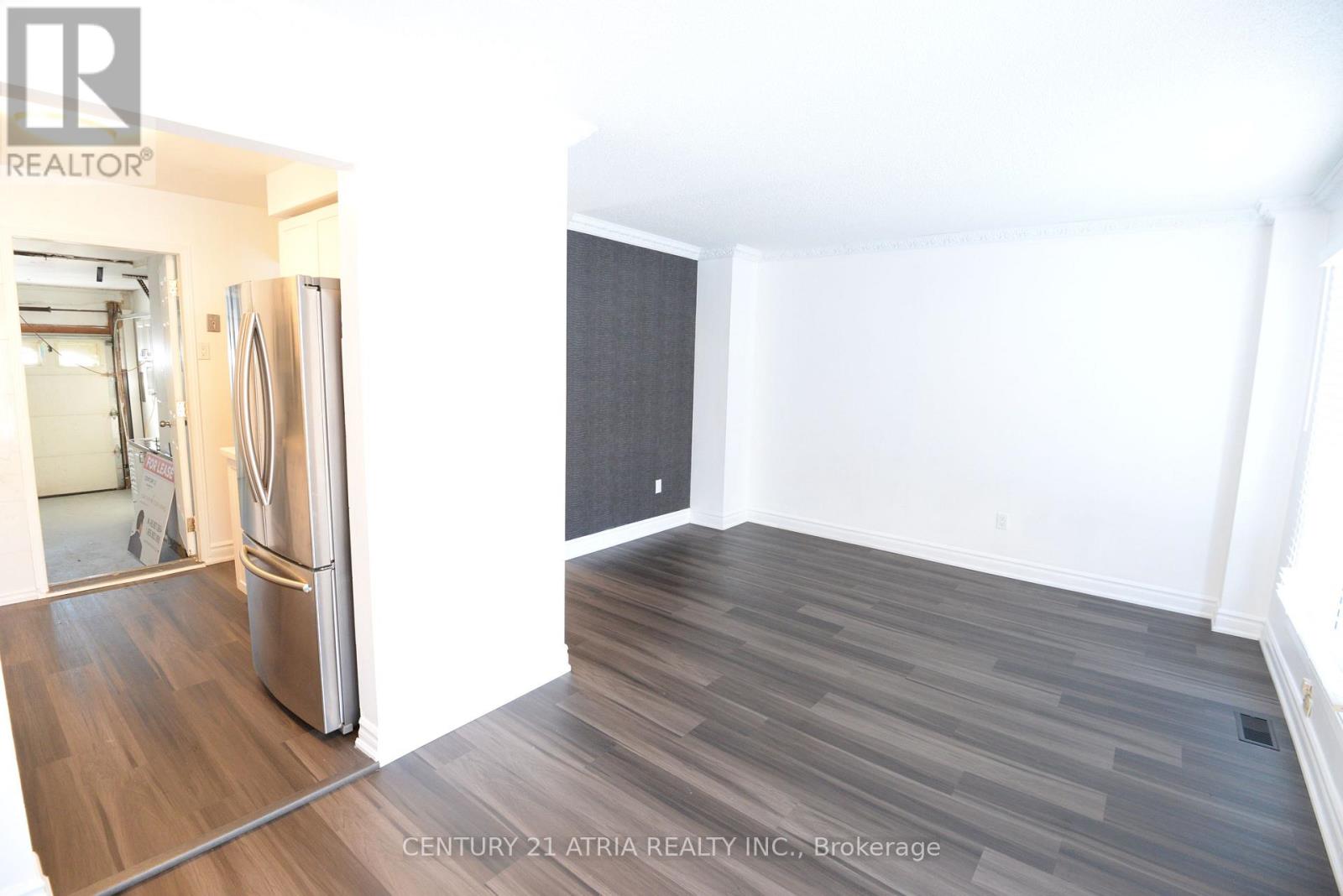 87 Radford Drive, Ajax, Ontario  L1T 2E2 - Photo 4 - E13000020