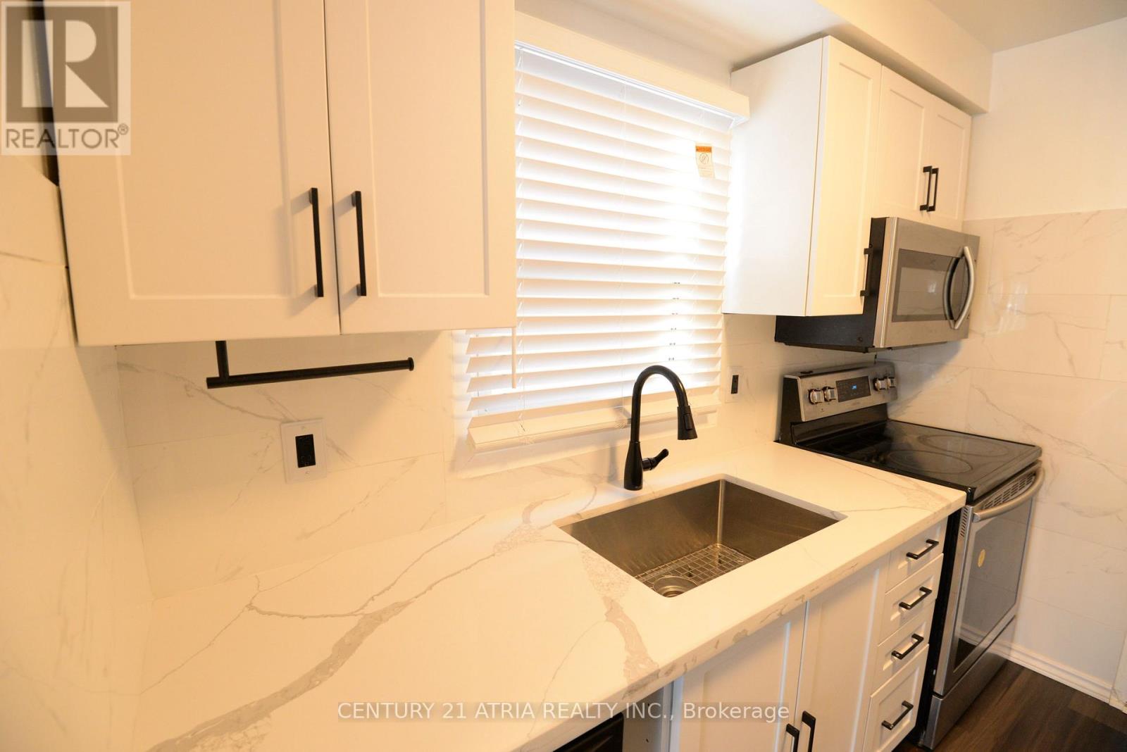 87 Radford Drive, Ajax, Ontario  L1T 2E2 - Photo 6 - E13000020