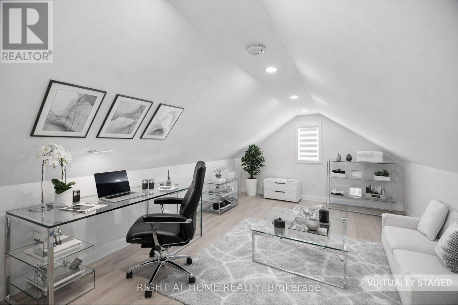 961 Victoria Park Avenue, Toronto, Ontario  M4B 2J4 - Photo 23 - E13000064