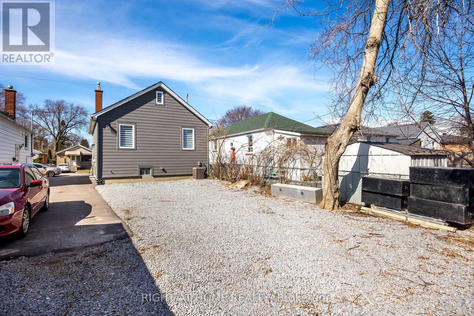 961 Victoria Park Avenue, Toronto, Ontario  M4B 2J4 - Photo 41 - E13000064