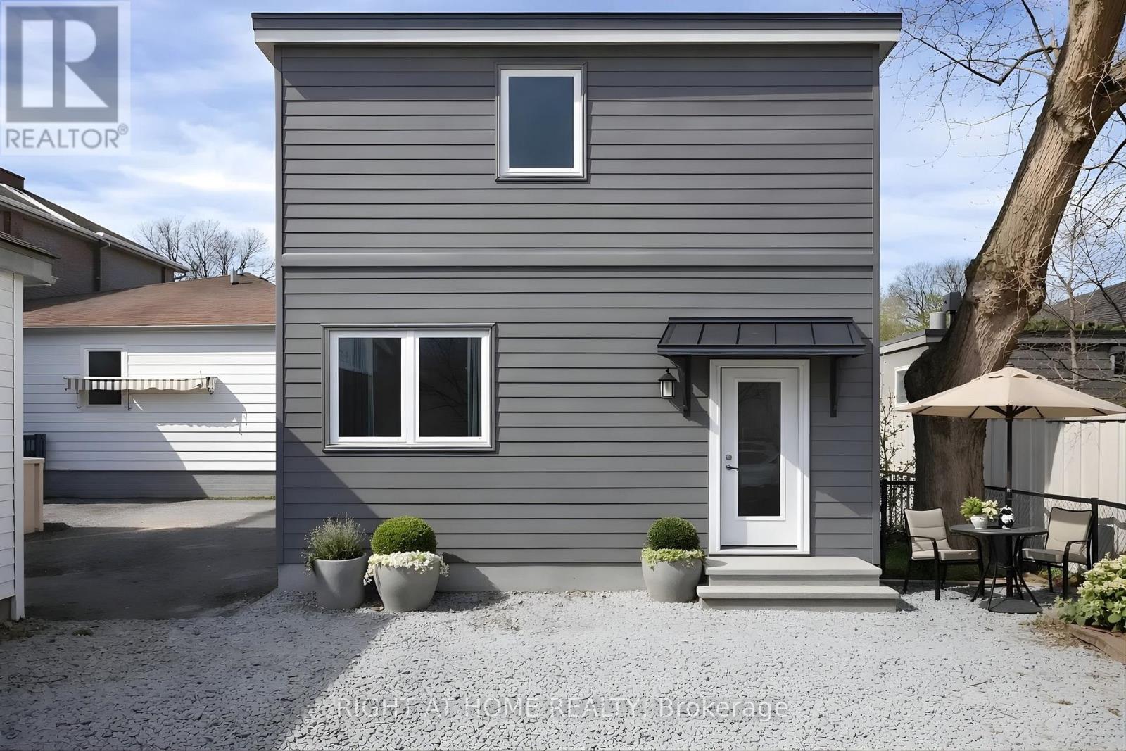 961 Victoria Park Avenue, Toronto, Ontario  M4B 2J4 - Photo 44 - E13000064