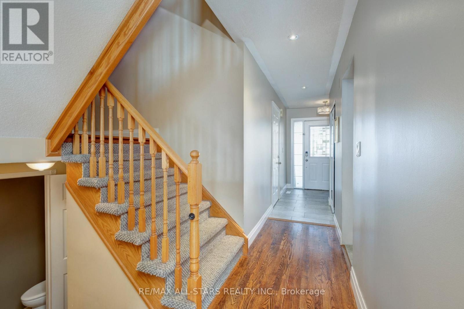 72 Wessex Drive, Whitby, Ontario  L1M 2C2 - Photo 20 - E13000100