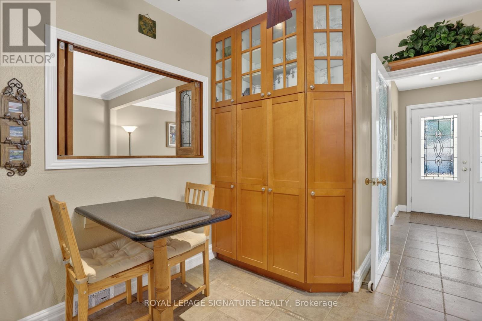 104 Ferris Road, Toronto, Ontario  M4B 1G4 - Photo 13 - E13000122