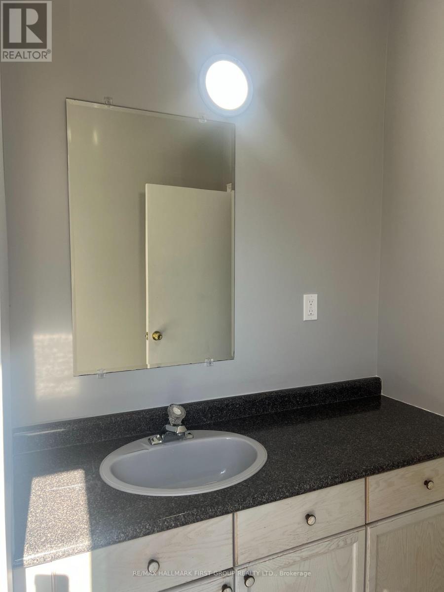 5 - 730 Simcoe Street S, Oshawa, Ontario  L1H 4M7 - Photo 9 - E12864144