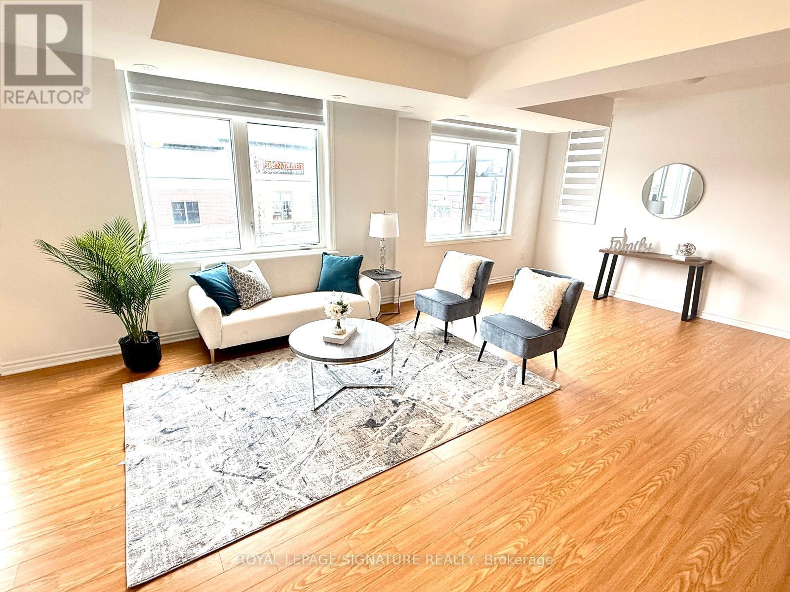 429 Dougall Avenue, Caledon, Ontario L7C 4L5 - Photo 10 - W12982140