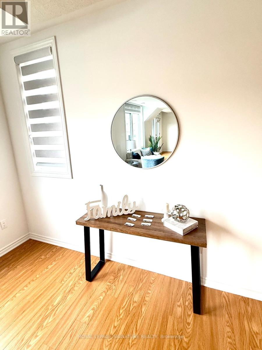 429 Dougall Avenue, Caledon, Ontario L7C 4L5 - Photo 9 - W12982140