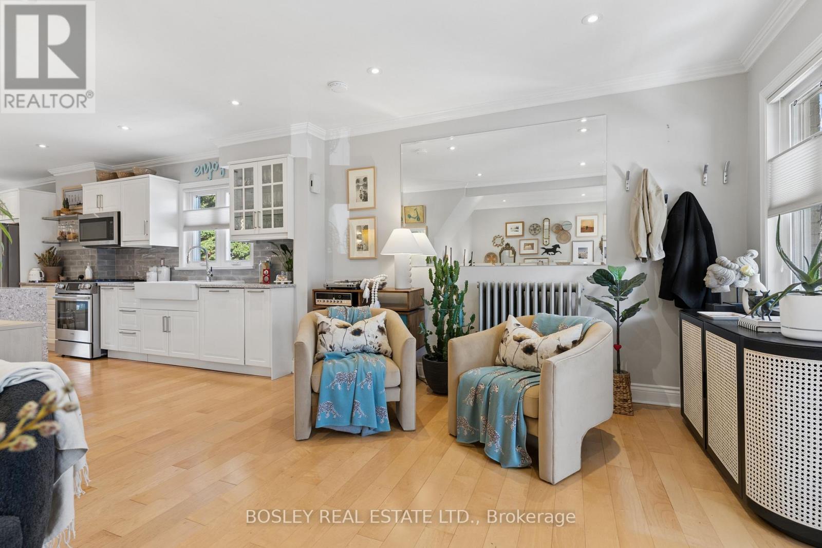 66 Ninth Street, Toronto, Ontario  M8V 3E3 - Photo 8 - W12995696