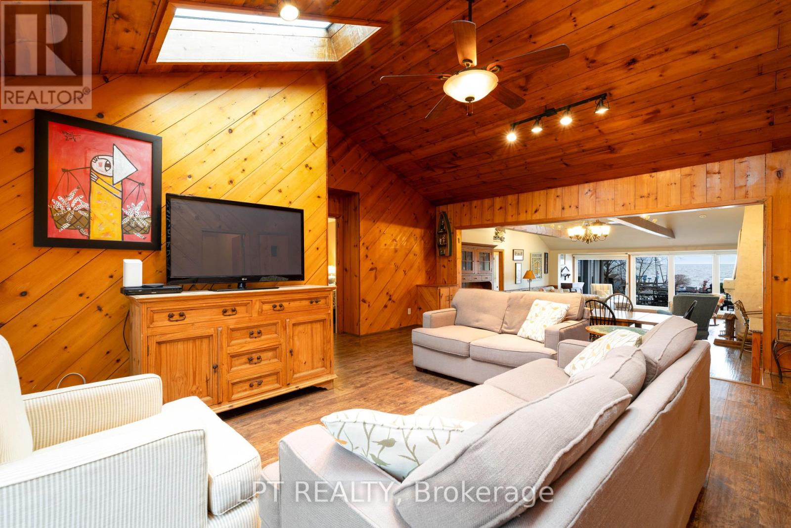 76 Mcrae Beach Road, Georgina, Ontario  L0E 1N0 - Photo 11 - N12999972