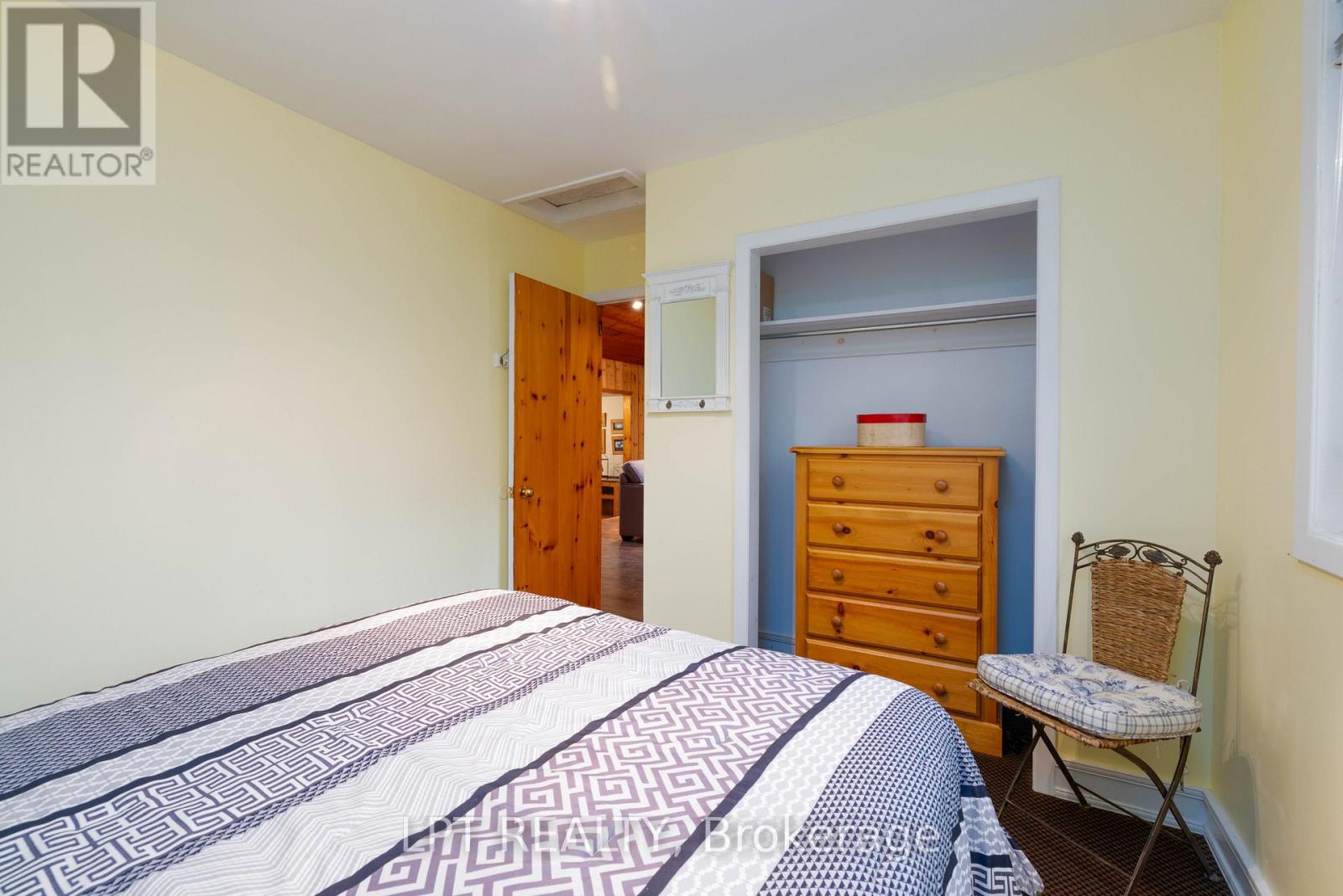 76 Mcrae Beach Road, Georgina, Ontario  L0E 1N0 - Photo 28 - N12999972