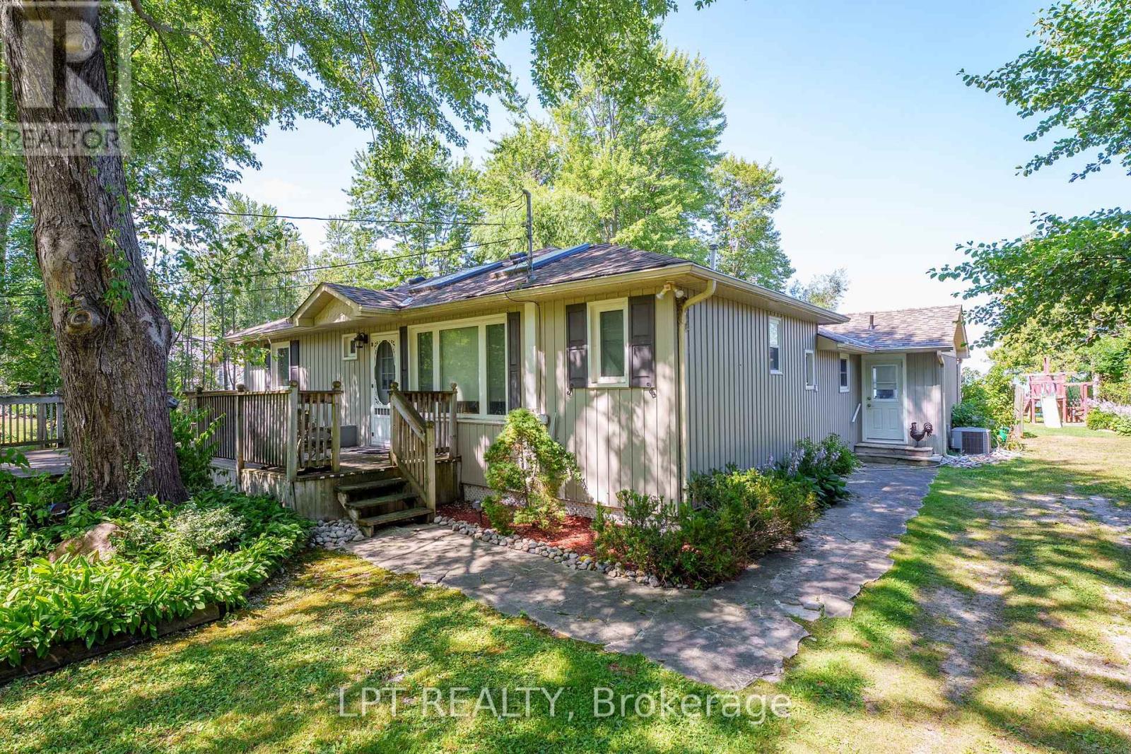 76 Mcrae Beach Road, Georgina, Ontario  L0E 1N0 - Photo 8 - N12999972