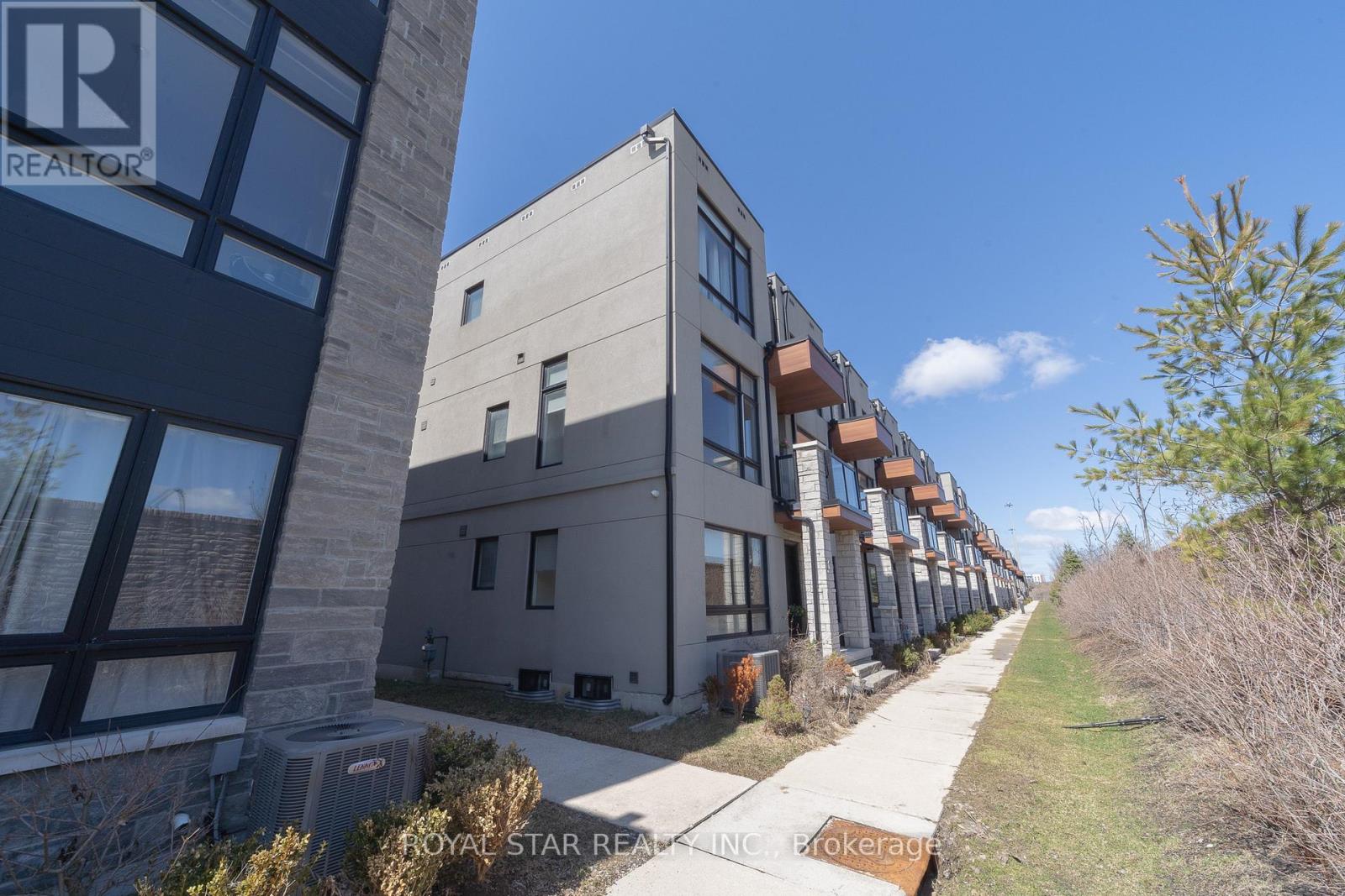 143 Carpaccio Avenue, Vaughan, Ontario  L4H 4R6 - Photo 38 - N13000138