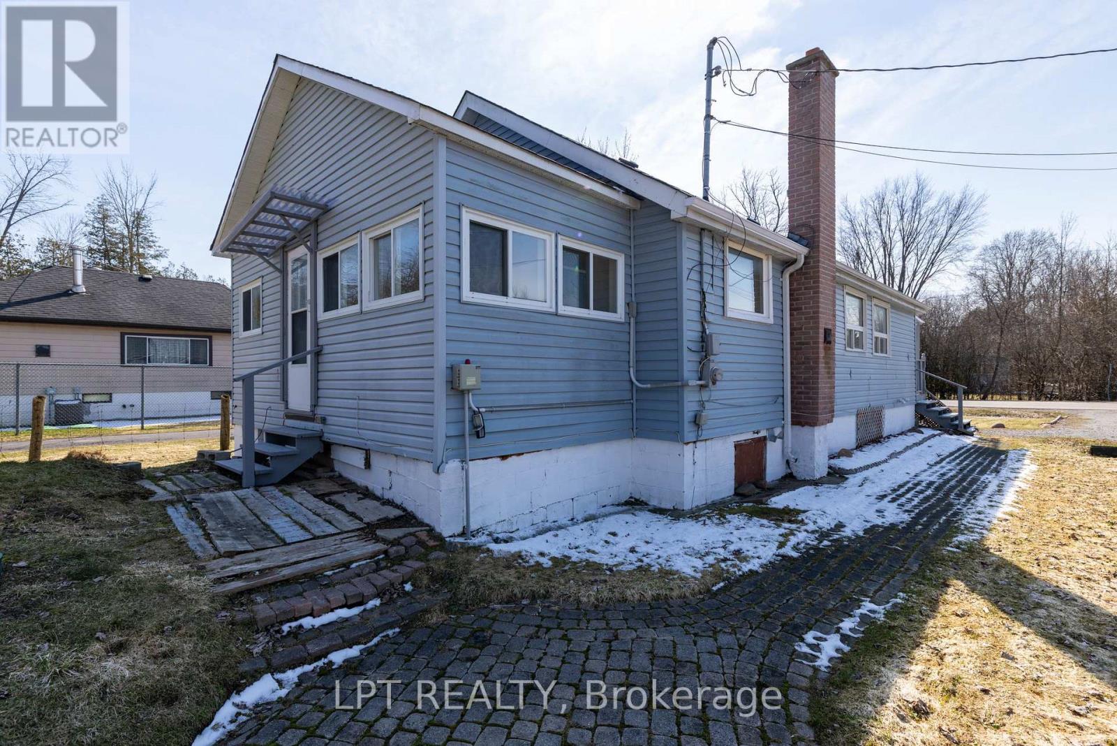 21 Hadden Road, Georgina, Ontario  L0E 1R0 - Photo 21 - N13000174