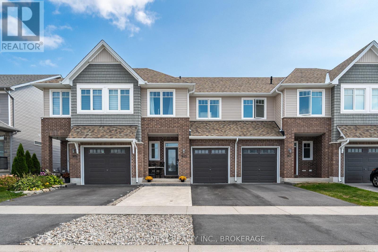 913 Stonewalk Drive, Kingston, Ontario  K7K 0G9 - Photo 1 - X12720310