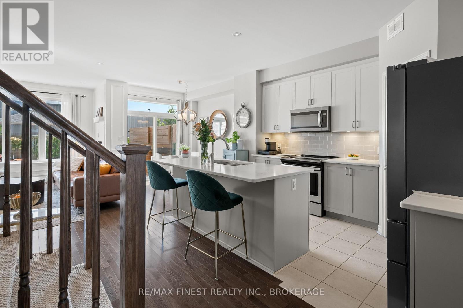 913 Stonewalk Drive, Kingston, Ontario  K7K 0G9 - Photo 11 - X12720310