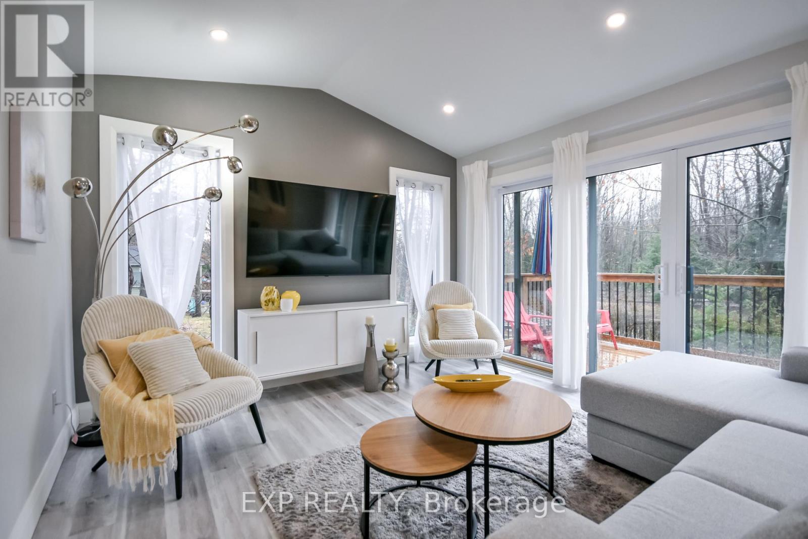 39 Becketts Side Road, Tay, Ontario  L0K 2C0 - Photo 44 - S12999982