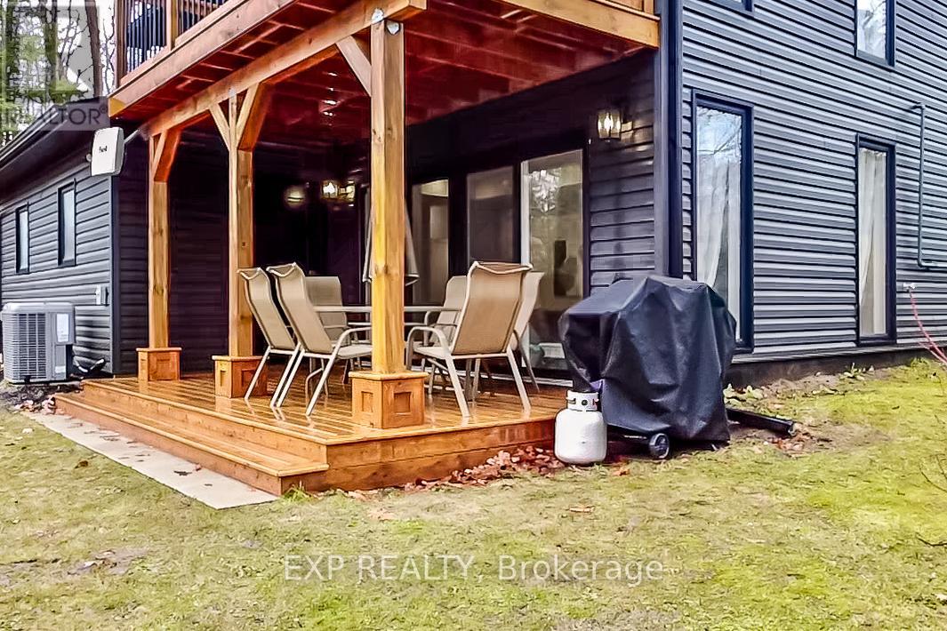 39 Becketts Side Road, Tay, Ontario  L0K 2C0 - Photo 9 - S12999982