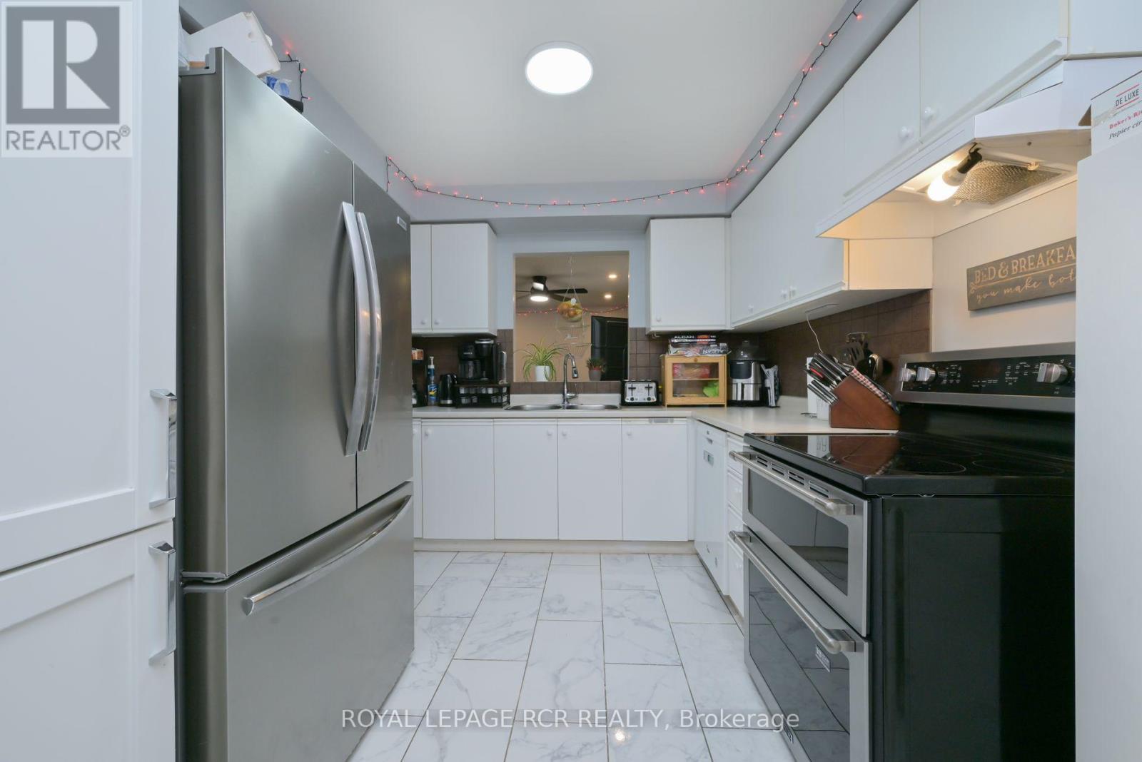 121 Dyer Drive, Wasaga Beach, Ontario  L9Z 1M1 - Photo 10 - S13000146