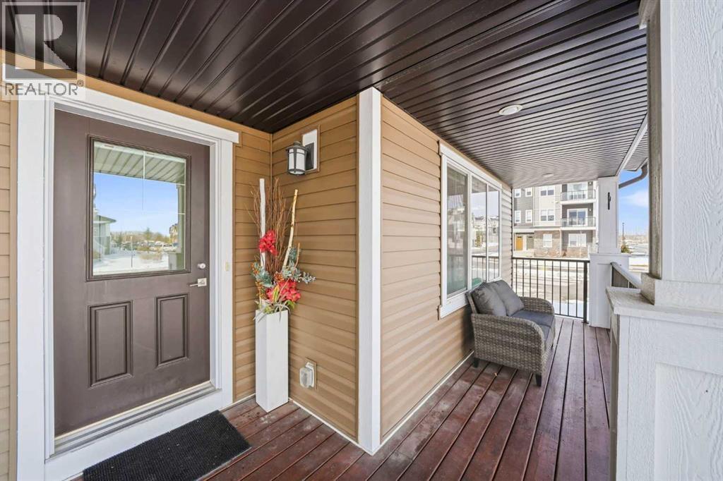 157 Fireside Circle NW, Cochrane, Alberta  T4C 0Z4 - Photo 3 - A2298198