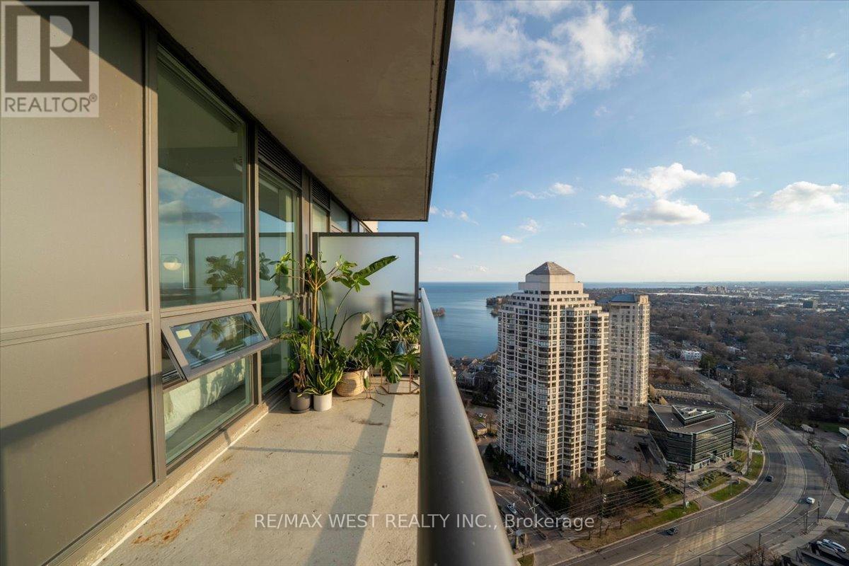 3302 - 2240 Lake Shore Boulevard W, Toronto, Ontario  M8V 0B1 - Photo 17 - W12999964