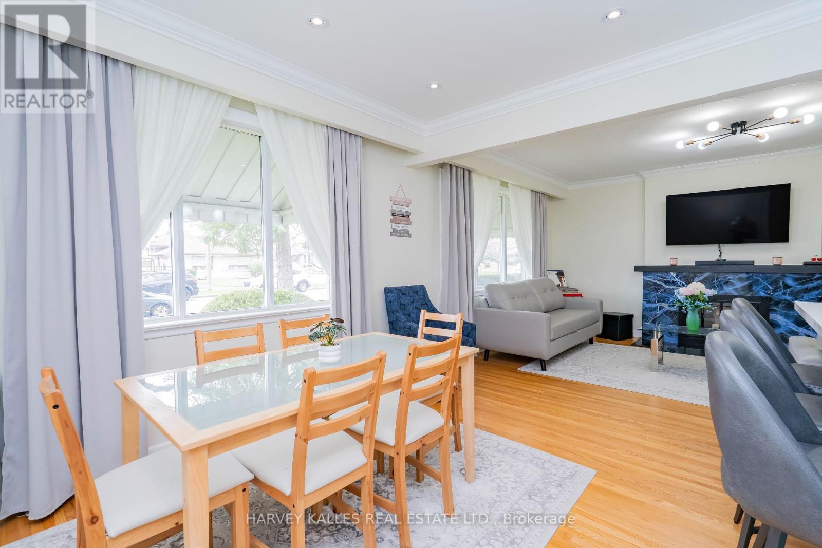 21 Barford Road, Toronto, Ontario  M9W 4H3 - Photo 10 - W12999988