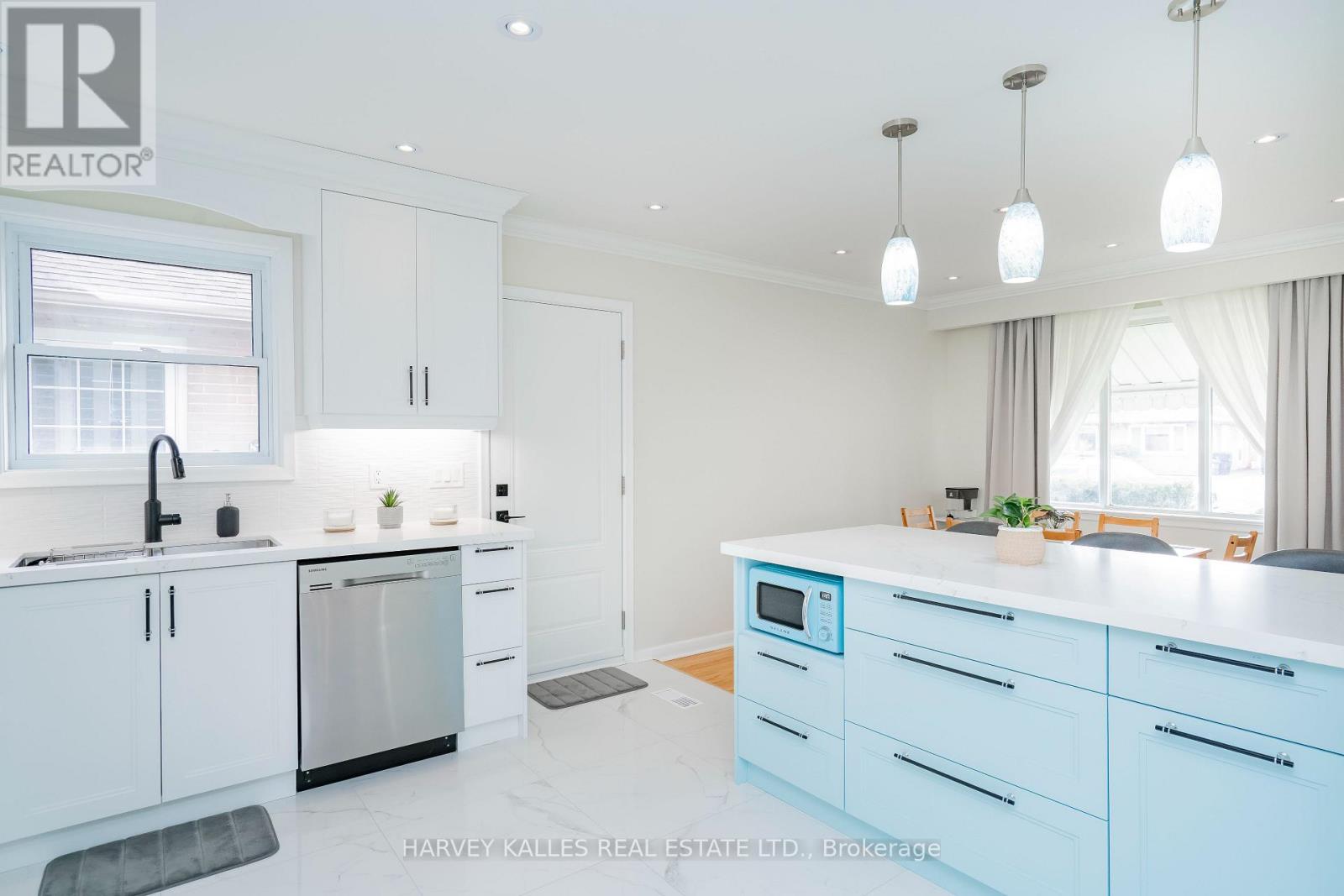 21 Barford Road, Toronto, Ontario  M9W 4H3 - Photo 12 - W12999988