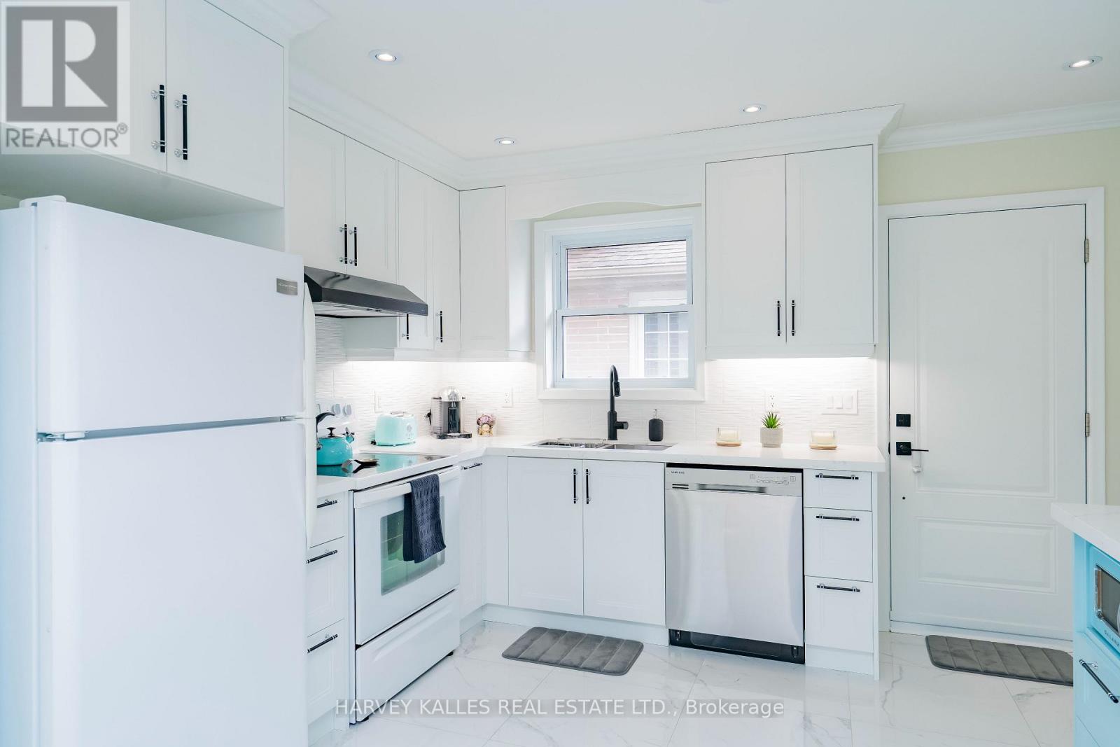 21 Barford Road, Toronto, Ontario  M9W 4H3 - Photo 13 - W12999988