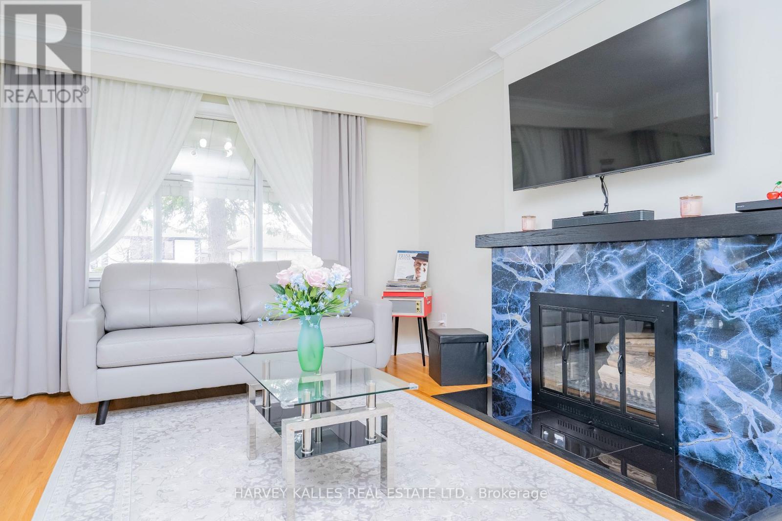 21 Barford Road, Toronto, Ontario  M9W 4H3 - Photo 8 - W12999988