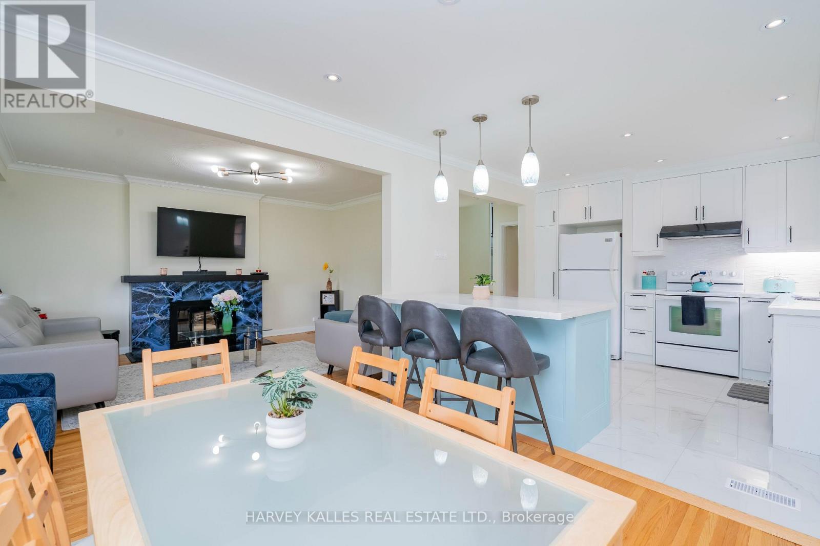 21 Barford Road, Toronto, Ontario  M9W 4H3 - Photo 9 - W12999988