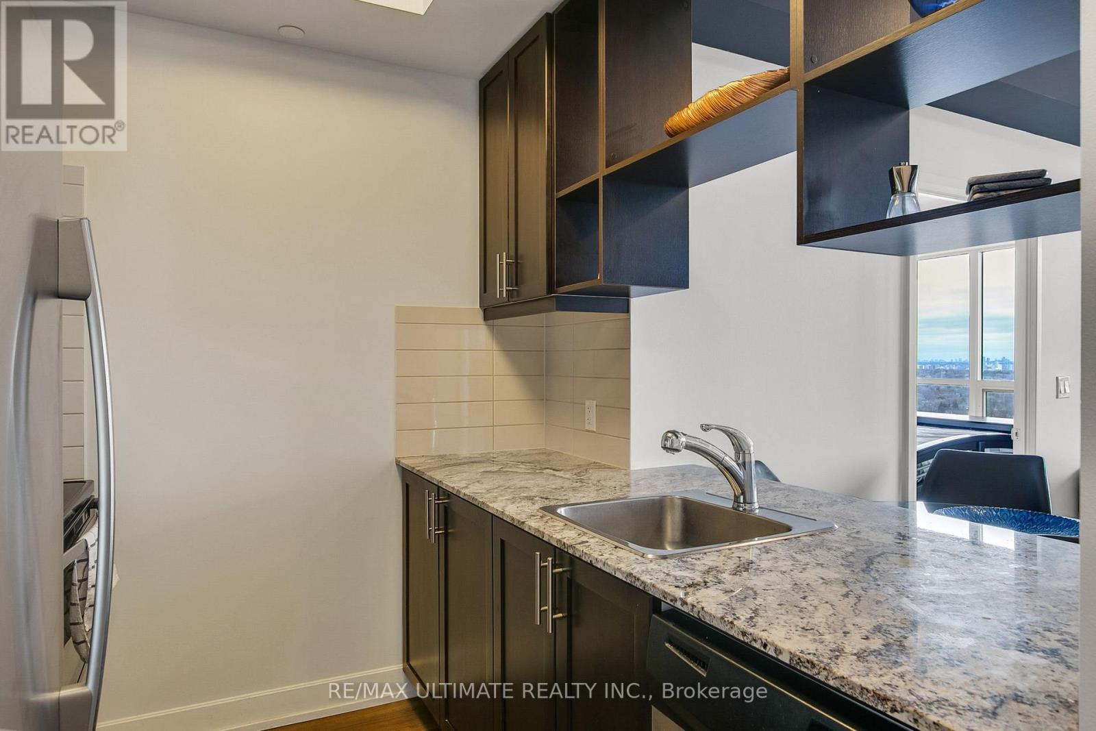 2625 - 2 Eva Road, Toronto, Ontario  M9C 0A9 - Photo 11 - W12999998