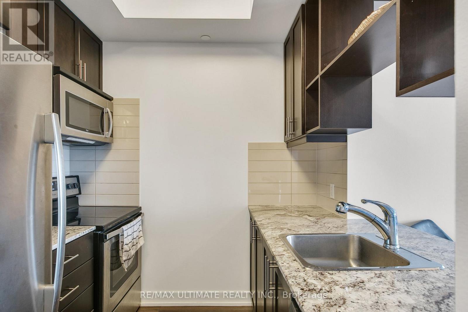 2625 - 2 Eva Road, Toronto, Ontario  M9C 0A9 - Photo 12 - W12999998